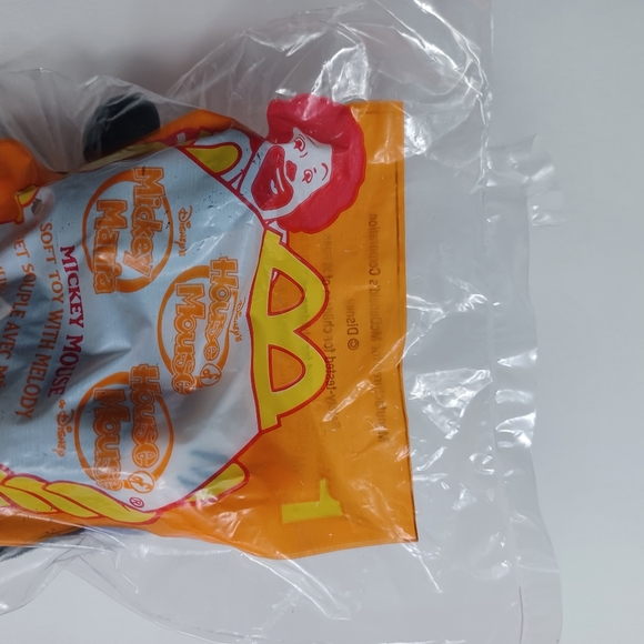 Mickey Mouse McDonalds Happy Meal Toy #1 -Mickey Mouse Soft Toy W/Melody - Picture 4 of 8